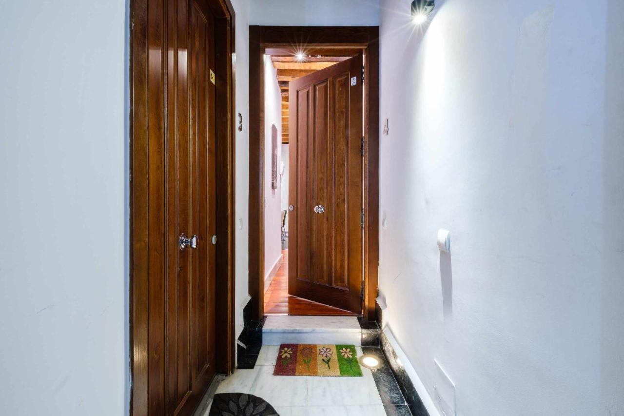 Apartamento Con Patio Junto A La Catedral By Toledo Ap Kültér fotó