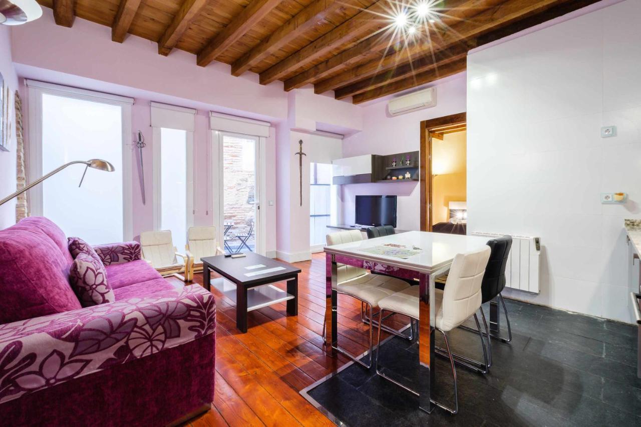 Apartamento Con Patio Junto A La Catedral By Toledo Ap Kültér fotó
