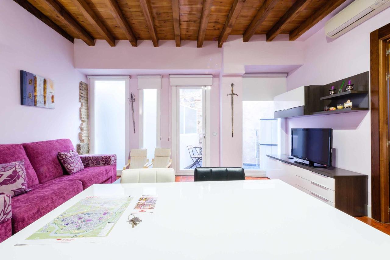 Apartamento Con Patio Junto A La Catedral By Toledo Ap Kültér fotó