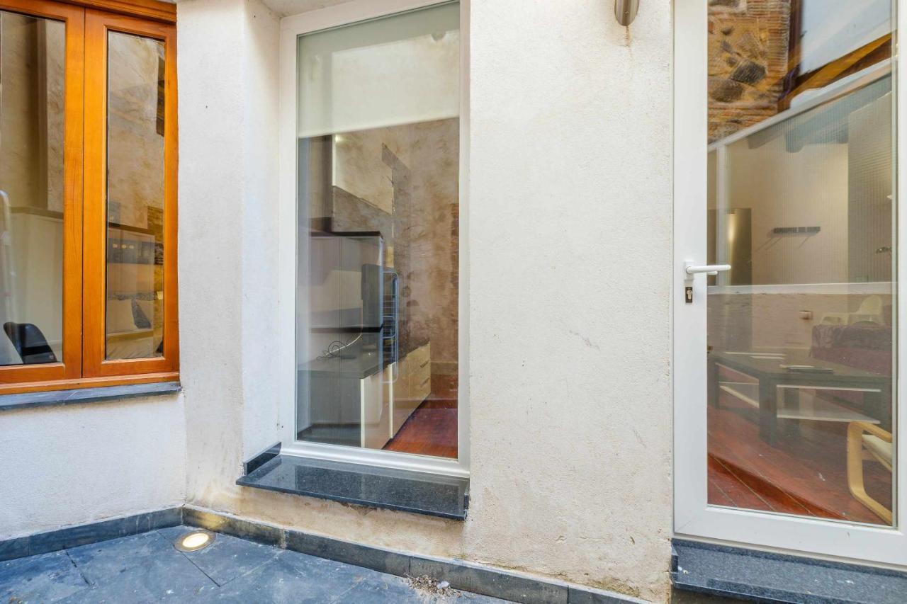 Apartamento Con Patio Junto A La Catedral By Toledo Ap Kültér fotó